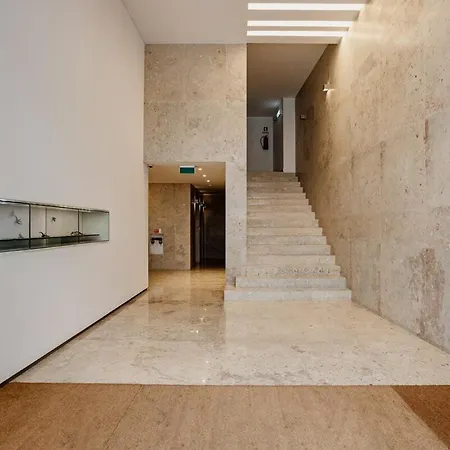 The Pearl Of Chiado Com Parking&lift&ac Appartement *