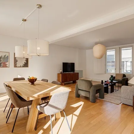 The Pearl Of Chiado Com Parking&lift&ac Lisboa