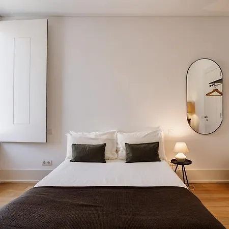 Appartement The Pearl Of Chiado Com Parking&lift&ac