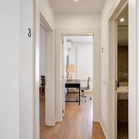 The Pearl Of Chiado Com Parking&lift&ac Appartement